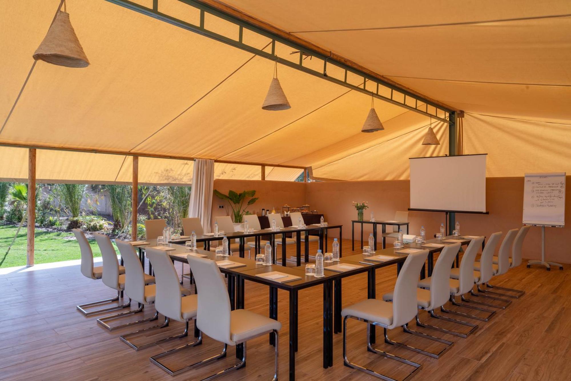 Oasis Lodges El Makina 외부 사진